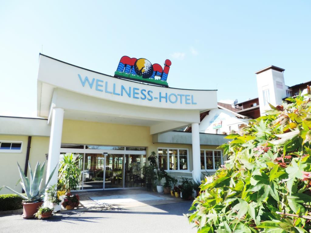 Golf-Tennis-Wellnesshotel Mori ザンクト・カンツィアン エクステリア 写真