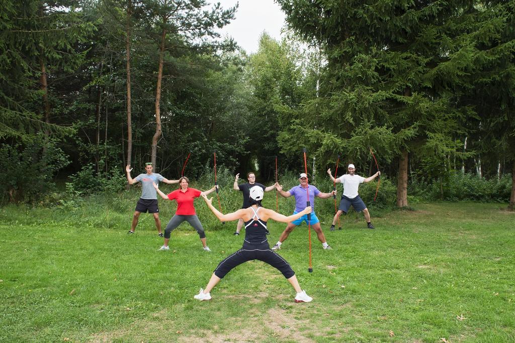 Golf-Tennis-Wellnesshotel Mori ザンクト・カンツィアン エクステリア 写真